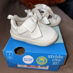 Stride Rite Size 3c