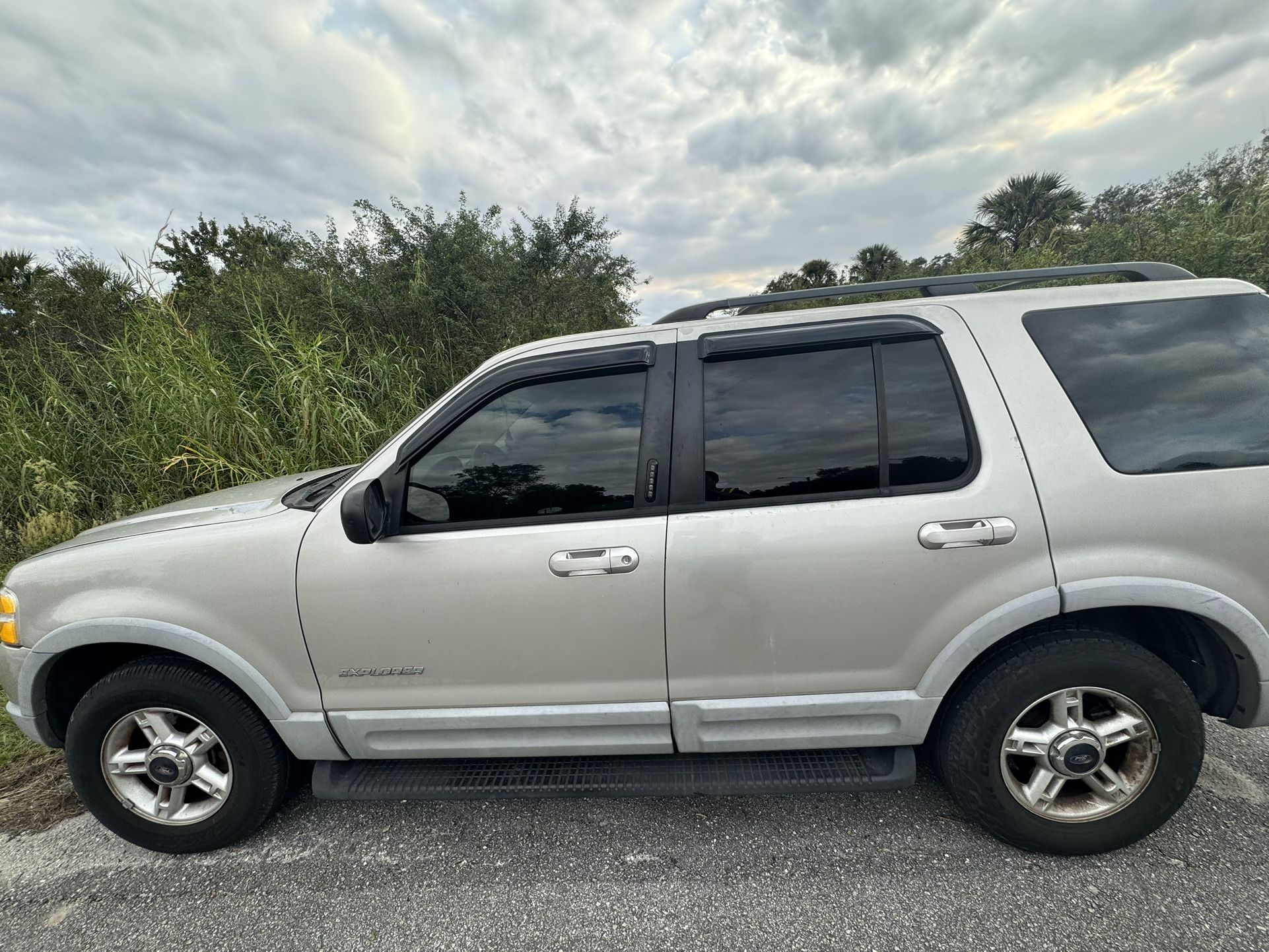 2002 Ford Explorer