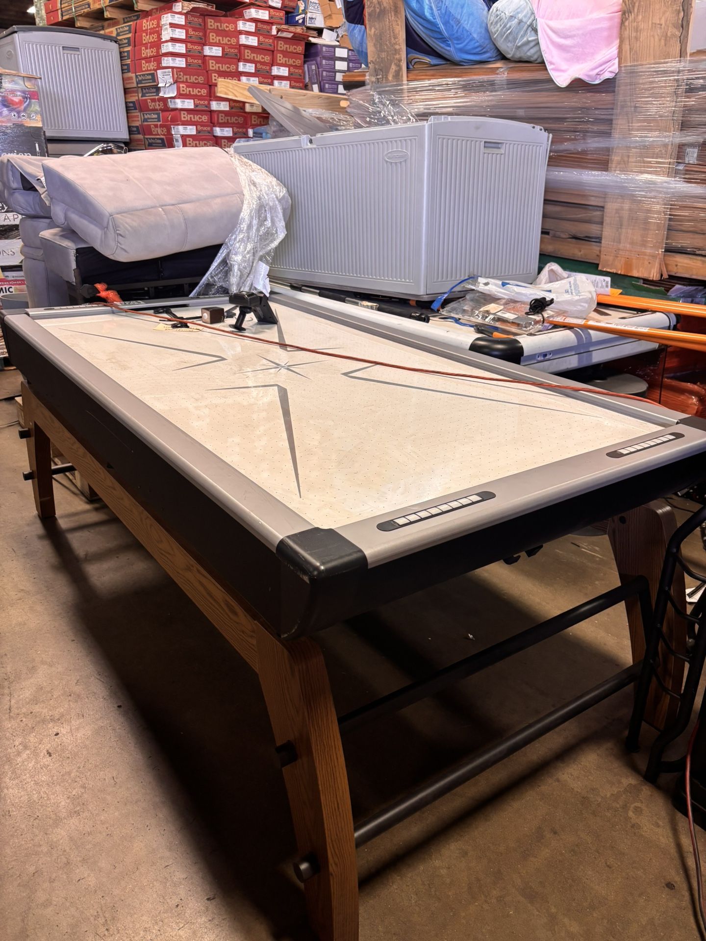 Air Hockey Table