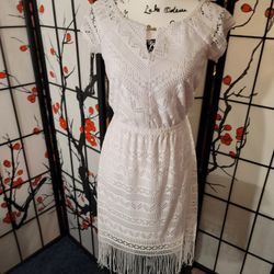 PRELOVED "BLUET" LADIES LACY DRESS W/FRINGE SIZE 2