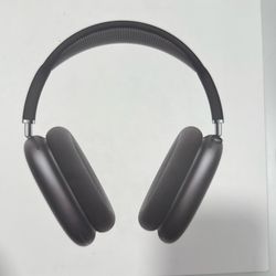 AirPods Max With Smart Case