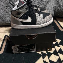 Toddler Jordan Shoe Size 8