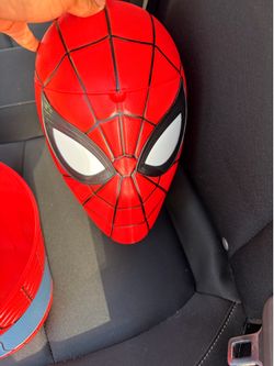 Exclusive! Spider-Man Popcorn Bucket/ Head