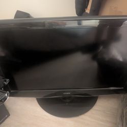 Coby - 32" Class (31-1/2" Diag.) - LCD - 720p - 60Hz - HDTV