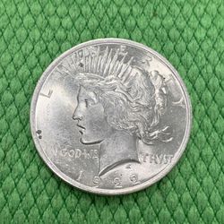 1922 BU Peace Silver Dollar 