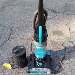 Eureka Vacuum Cleaner+Heater 30.00