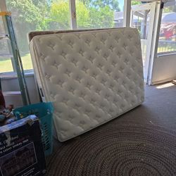 Queen Mattress And Box Spring