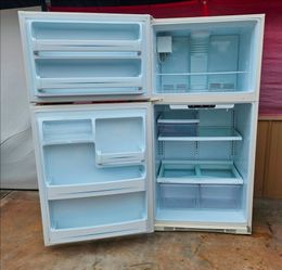 💥🔆❄️GE❄️🔆💥 Bisque Fridge in Perfect Condition