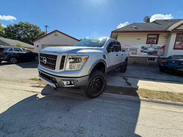 2017 Nissan TITAN XD Crew Cab