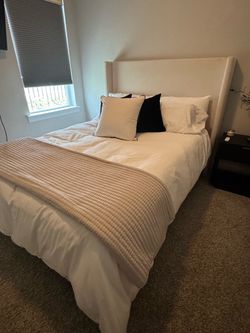 Queen Size Platform Bed with New Mattress