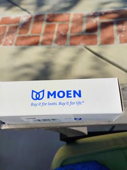 New Moen 10709 Sink Drain Stopper Replacement Kit, White/Chrome, 2-Piece.