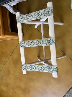Foldable luggage rack