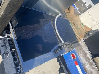 Range Double Oven 85” Sharp Aquous TV