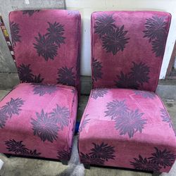 2 Living Room Chairs 