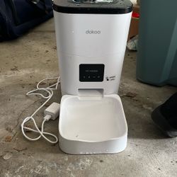 Automatic Pet Feeder