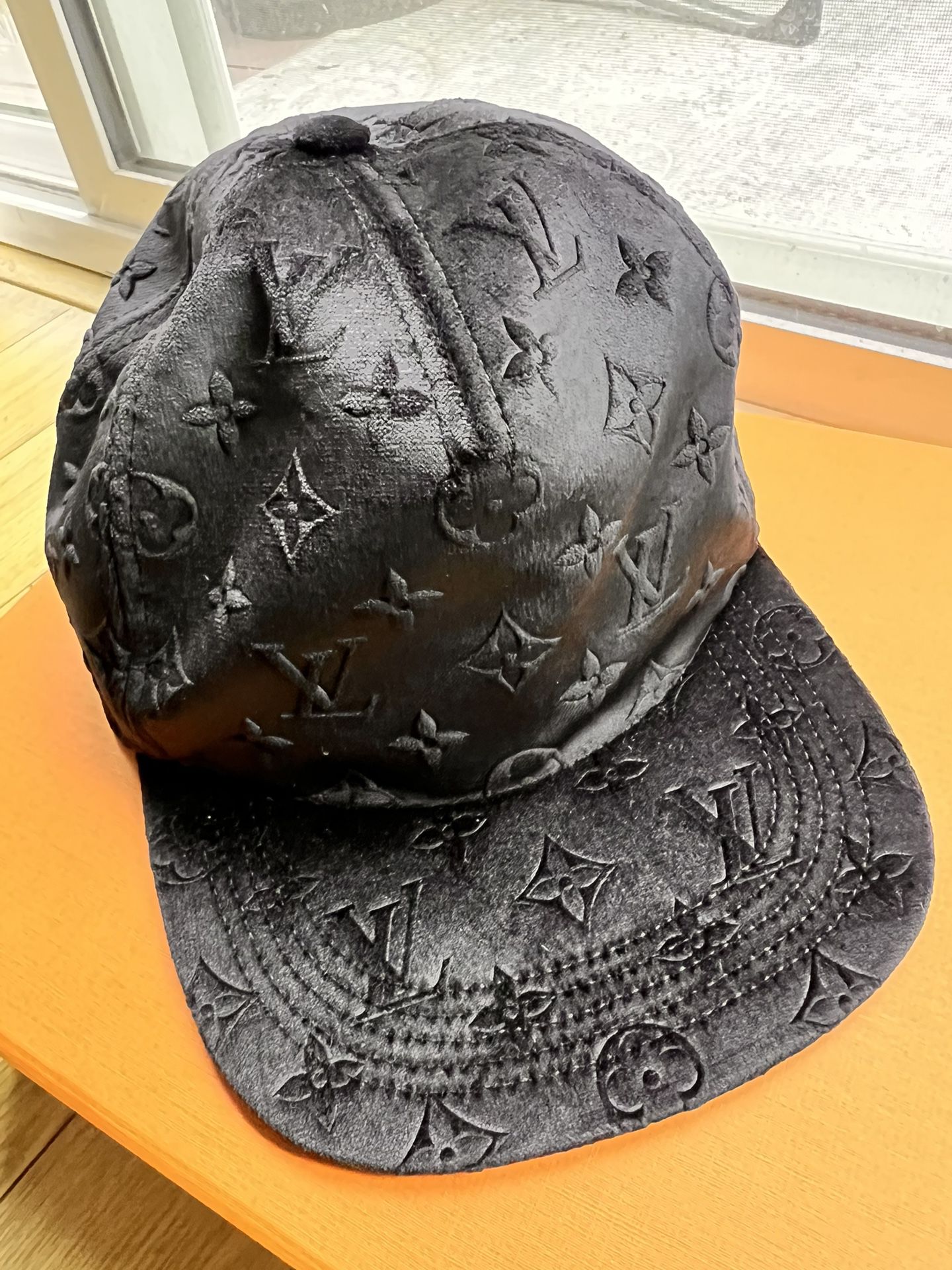 Louis Vuitton Hat for Sale in West Hollywood, CA - OfferUp