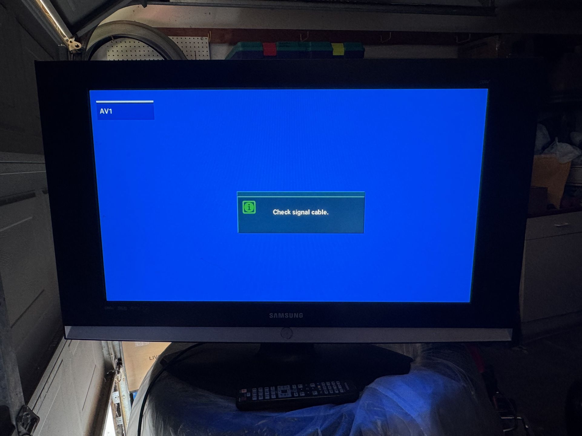 Samsung DNIe 32” Tv Ln-S3241D