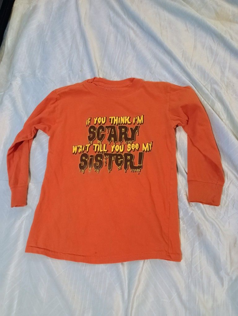 🩷 6-7 .. Halloween Shirt Boys. Still Available