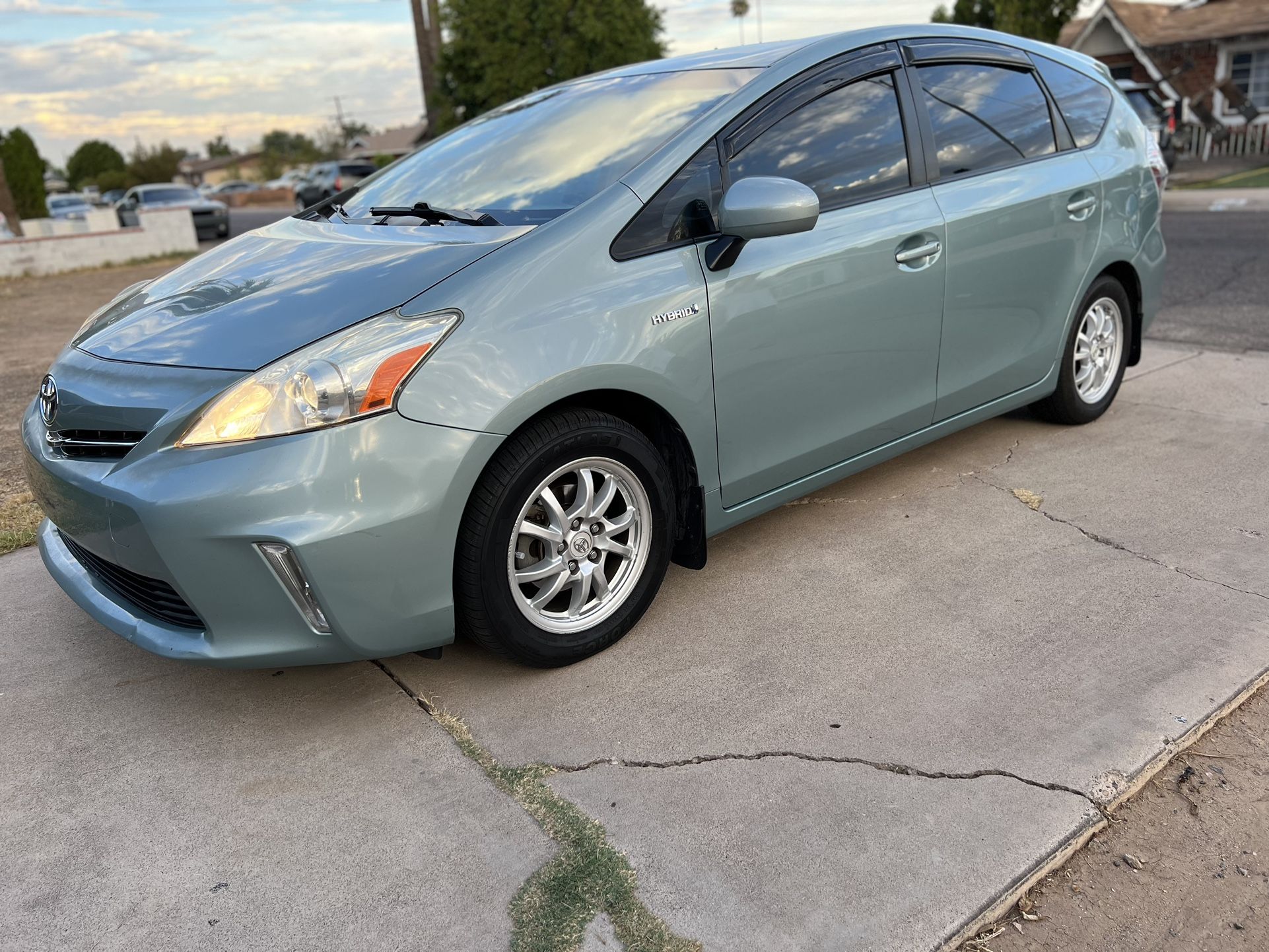 2014 Toyota Prius V