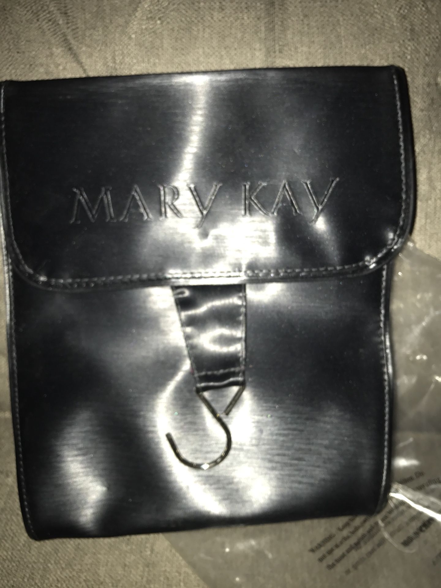 Mary Kay pink and black hanging toiletry bag New!