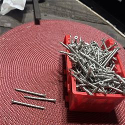 Stainless steel screws