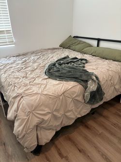 Bed frame and mattress (California king )