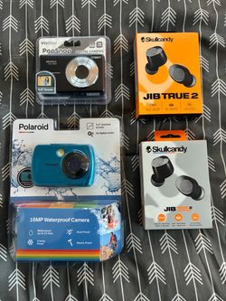 Skull Candy Headphones & Cameras