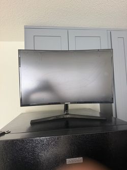 Curved Samsung Monitor