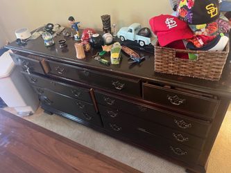 Free Dresser