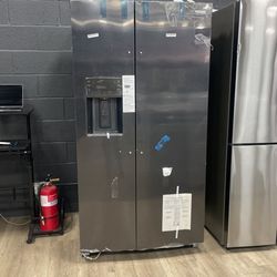 Frigidaire gallery side By Side Refrigerator