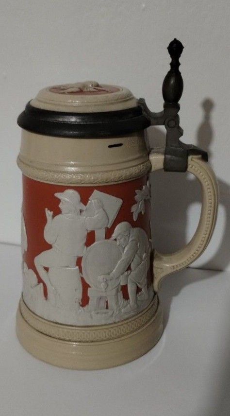 ANTIQUE METTLACH - VILLEROY & BOCH STEIN 8"×4.5"