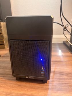 Ryzen 7 9850X3D RTX 5070 Compact Gaming PC