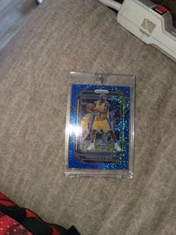 Shaquille O'Neal Prizm Blue Sparkle Lakers Card