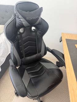 RESPAWN 110 Gaming Chair Black/Gray