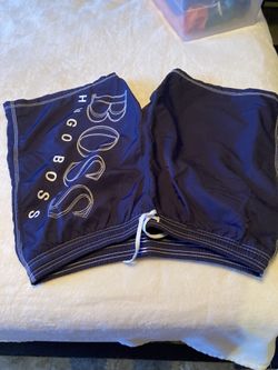 Hugo Boss Shorts Size L 