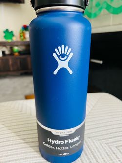 Hydro flask Blue 40 oz