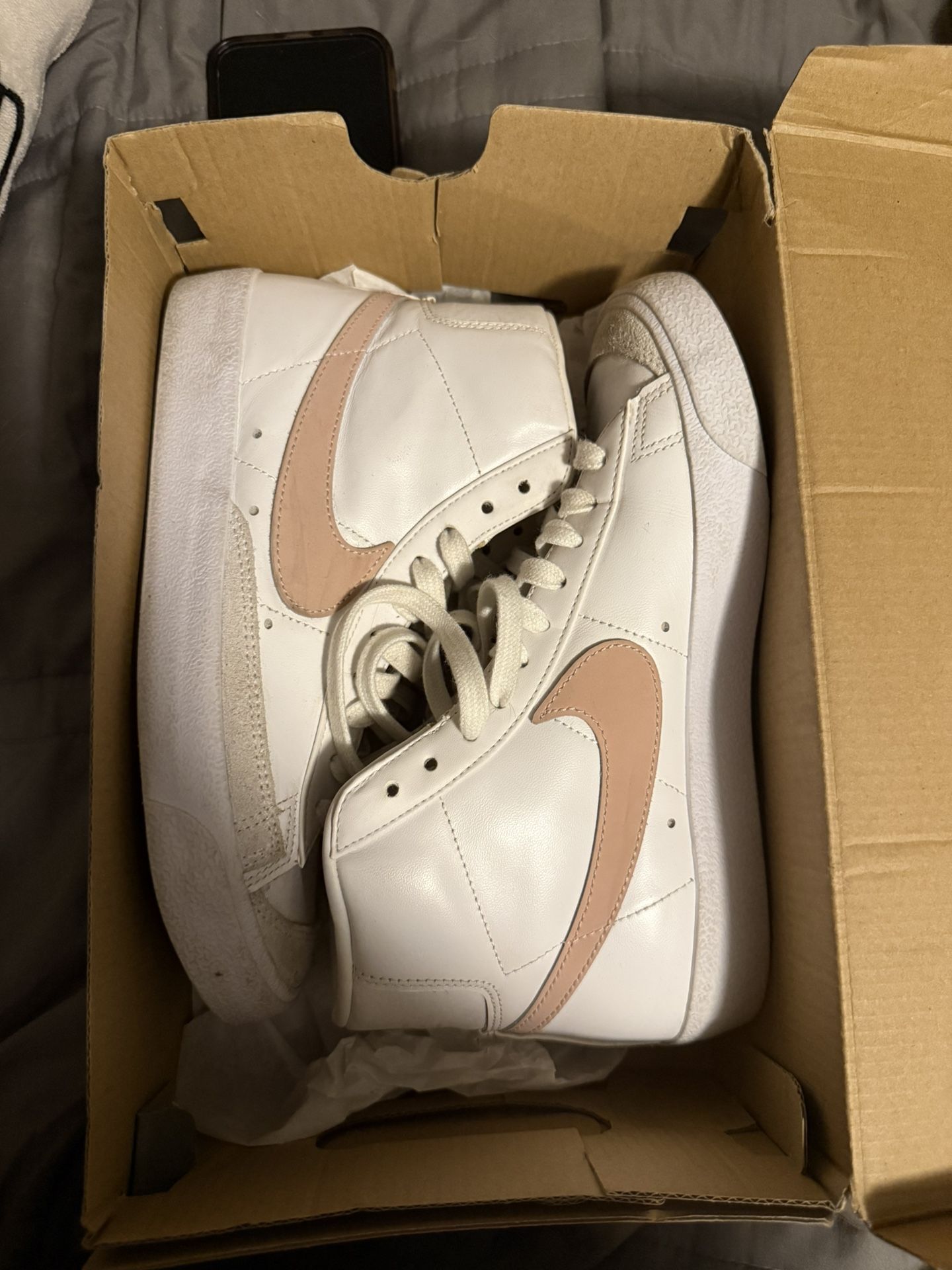 women’s nike blazers
