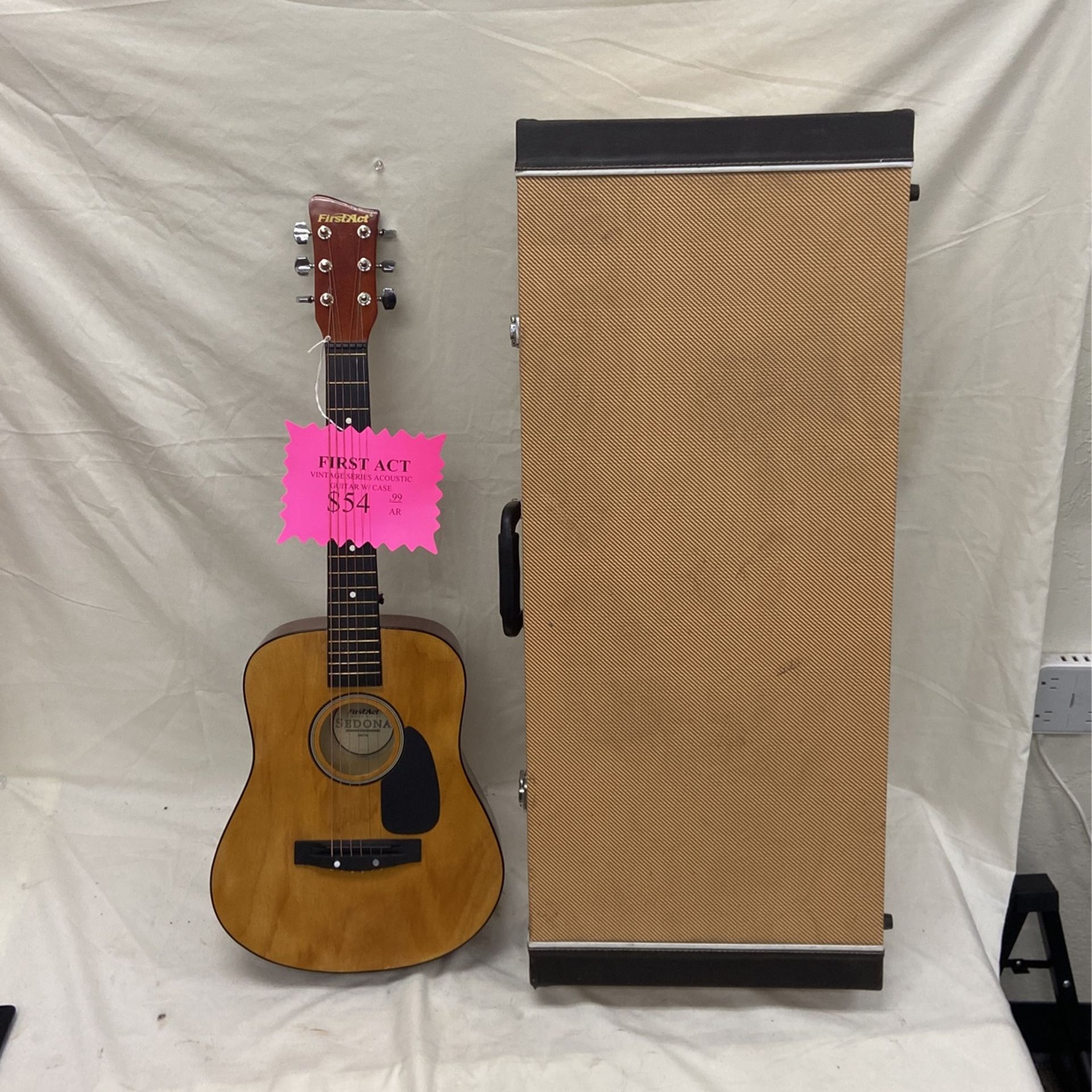 First Act Vintage Series Acoustic Inv Code 16 50313