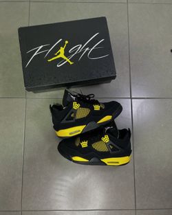 Jordan 4’s Yellow Thunder