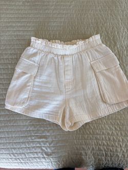 Steve Madden High rise shorts