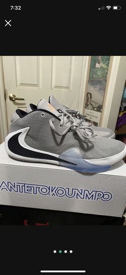 Nike Giannis 1 Size 11