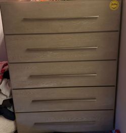 5 Drawer Dresser
