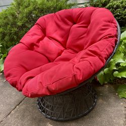 BRAND NEW Swivel Papasan Chair ($240 retail price)