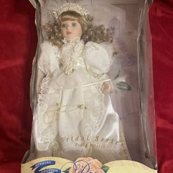 Victorian Rose Collection Special Edition Porcelain Doll Certificate Authenticity 1997