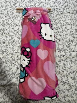 Hello Kitty Blanket( Valentines)