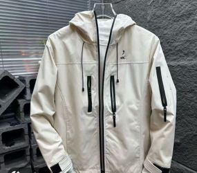 ARCTERYX ZIP UP MEDIUM