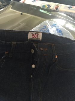 502 Levi's new button up jeans