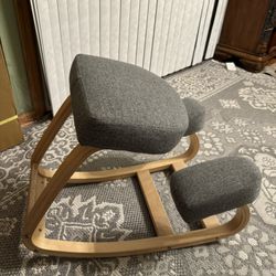 Ergonomic Kneeling Chair
