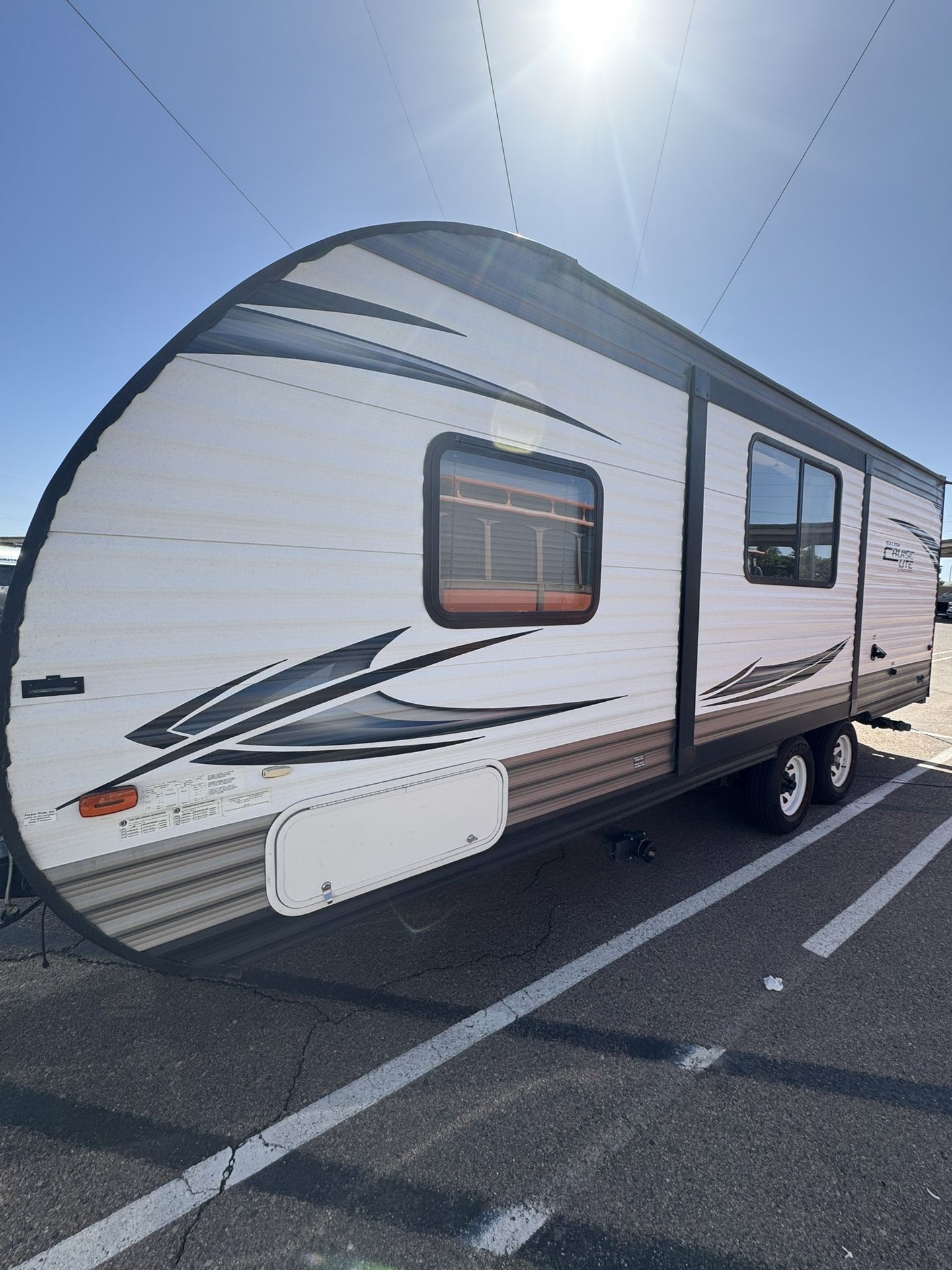 2015 Forest River Travel Trailer Rv With Clean Title, Solar And Brand New Tire