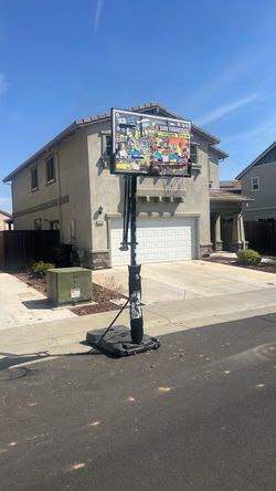 Portable Basketball Hoop with Backboard
